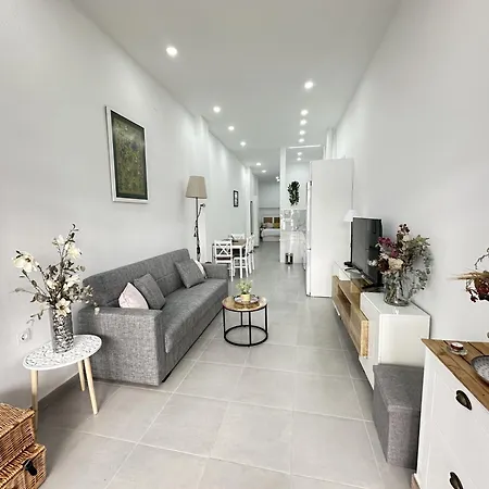 Apartment Alma De Triana 1 *